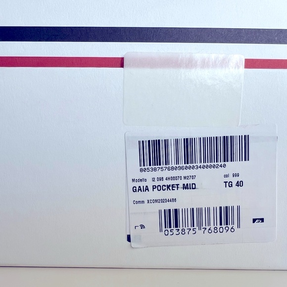 Moncler “GAIA POCKET MID BOOTS” *new with tags, never worn* - Picture 8 of 8